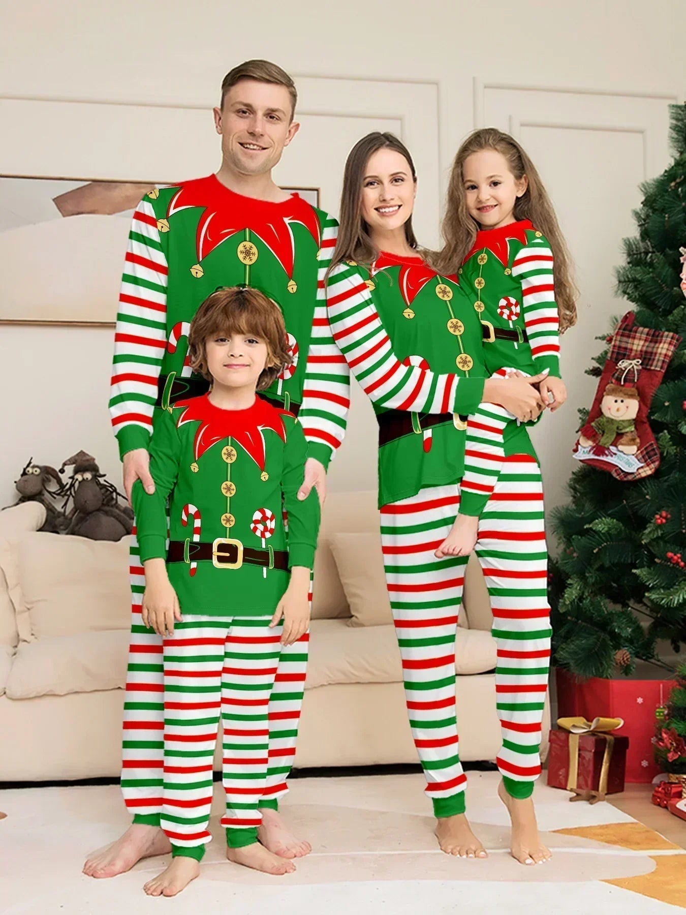 2025 New Mom Daughter Dad Son Matching Outfits Cartoon Print Christmas Family Clothing Set Baby Dog Romper Cute Xmas Look Pyjama