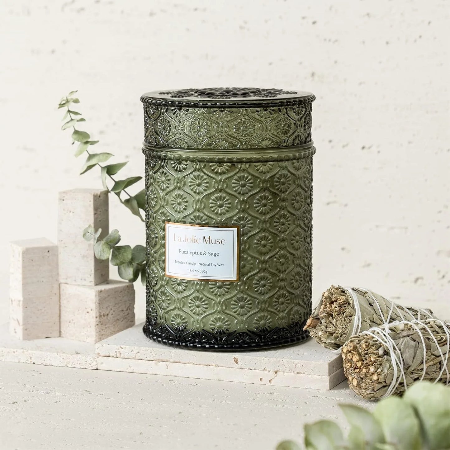 LA JOLIE MUSE Scented Candles Eucalyptus & Sage, Large Wood Wicked Candles, Decorative Candles in Glass, Natural Soy Wax