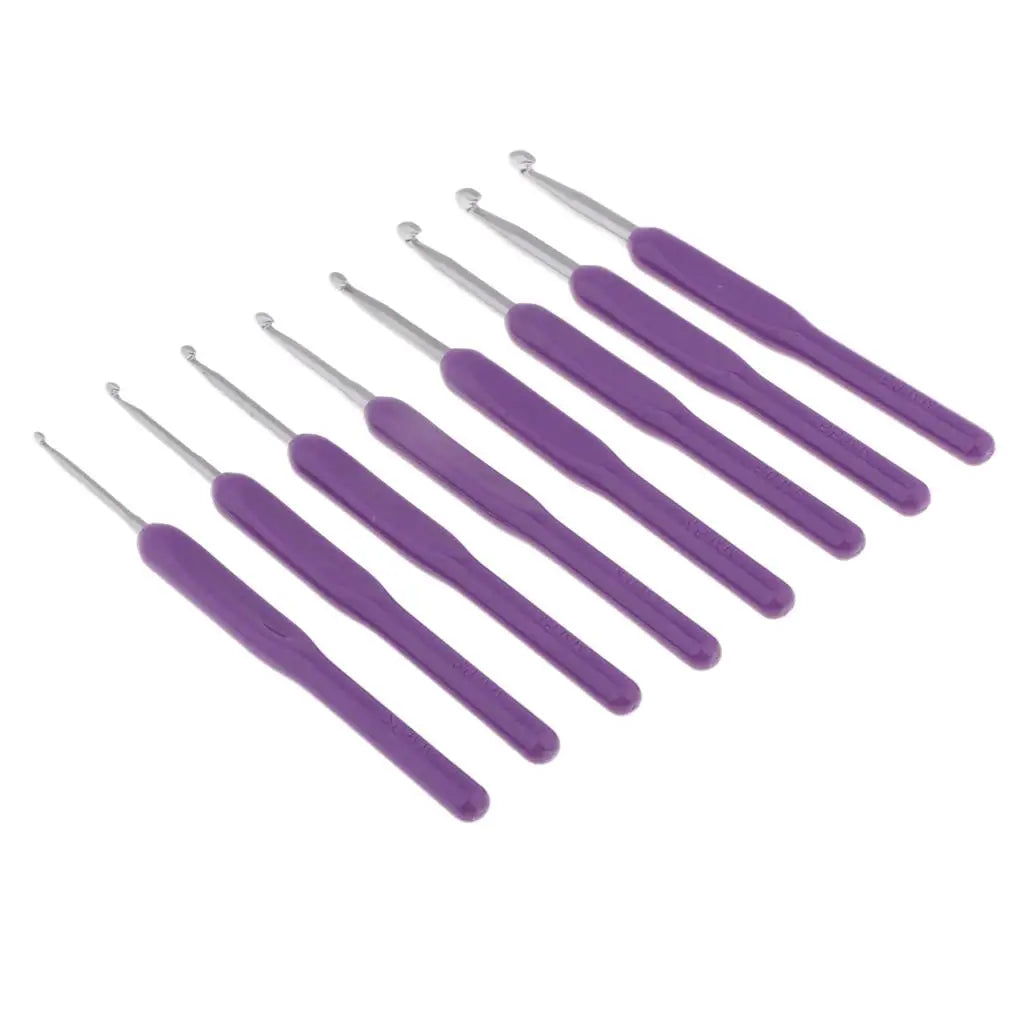 8Pcs/set Aluminum Crochet Hooks with Purple Soft Grip Handle Assorted Sizes 2.5-6.0mm