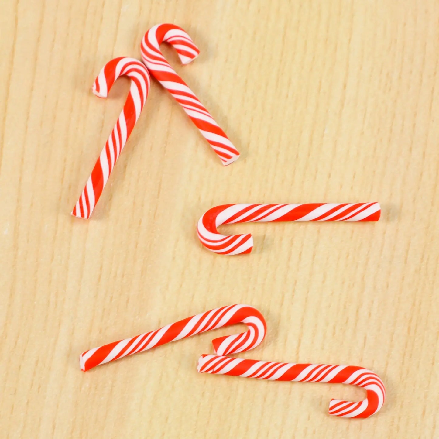 50Pcs Red And White Handmade Christmas Candy Cane Kawaii Miniature Food Dollhouse Home Decor