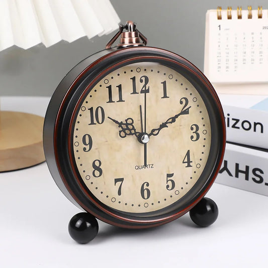 Vintage Quartz Table Clock Hangable Hangable Retro Battery Powered Alarm Clock Bedroom Living Room Decoration Wall Clock