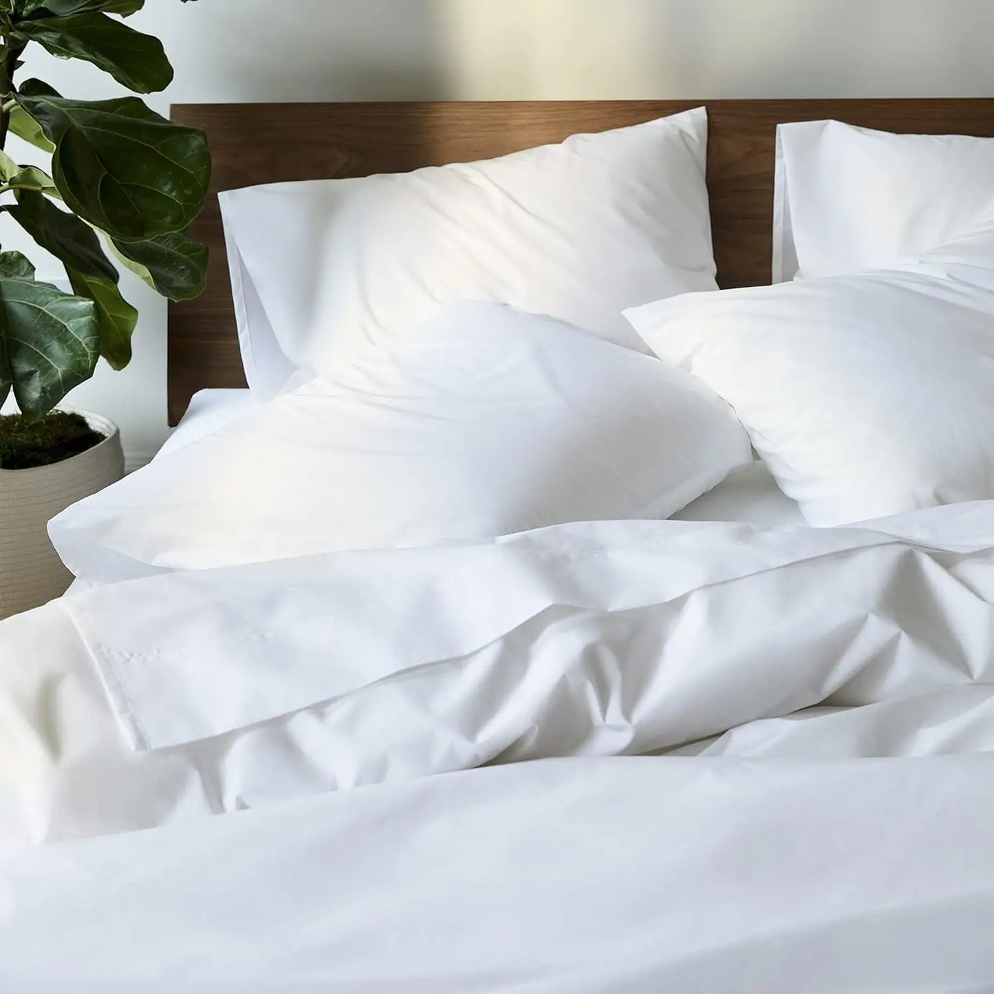 Luxury Percale 4 Piece Sheet Set - 100% Cotton,  Size in White - 1 Fitted Sheet, 1 Flat Sheet, 2 Pillowcases