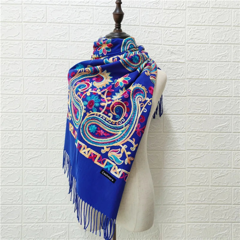 2023 Winter Women Embroidery Cashmere Scarf Paisley Pashmina Shawl Ladies Warm Blanket Scarves National Fringed Foulard Wraps