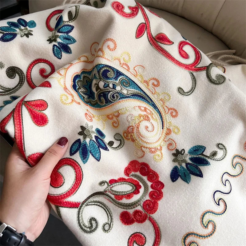 2024 Fashion Scarf Winter Thick Shawl Wrap Head Scarf Women Luxury Embroider Flower Warm Neckerchief Poncho Pashmina Bufanda