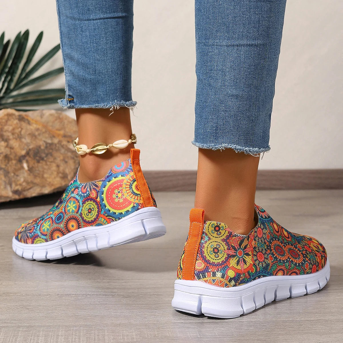 Women Casual Shoes 2024 New Trend Casual Flat Loafers Shoes for Women Spring Autumn Round Toe Fashion Comfortable Sneakers Women