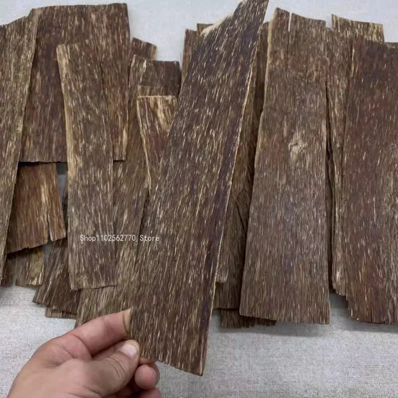 4A Semi-submerged Grade Vietnam Nha Trang Aloes Black Oil Slice Hand Split Wood Wire Inserted Smoke Strip Incense Raw Material