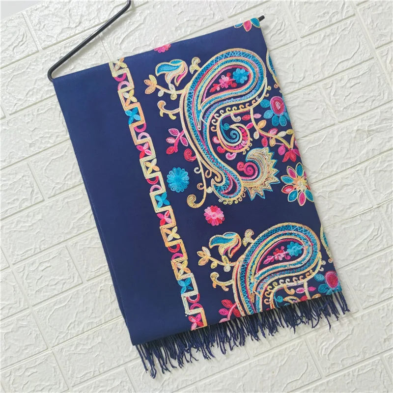 2023 Winter Women Embroidery Cashmere Scarf Paisley Pashmina Shawl Ladies Warm Blanket Scarves National Fringed Foulard Wraps