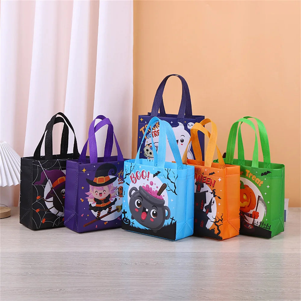 1pcs Halloween Gift Bag Non-Woven Fabrics Candy Tote Bag For Gifts Wrapping Trick Or Treating And Party Holiday Favors Supplies