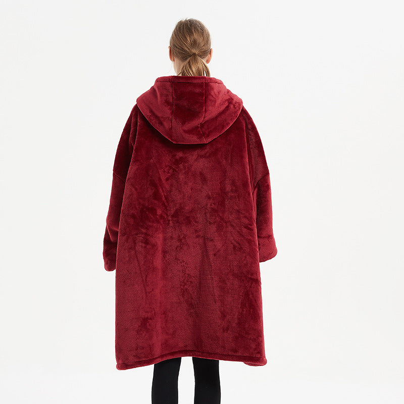 WarmHug: Plus-size wearable blanket sweatshirt for winter, providing warm and cozy comfort in a giant hoodie robe for both women and men's home clothes.