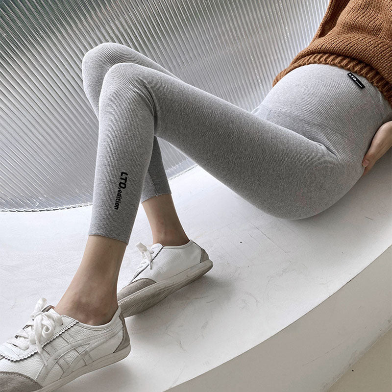 Herbst/Winter Leggings mit hoher Taille und Samtpolsterung zur Bauchunterstützung: Unverzichtbar für Schwangere