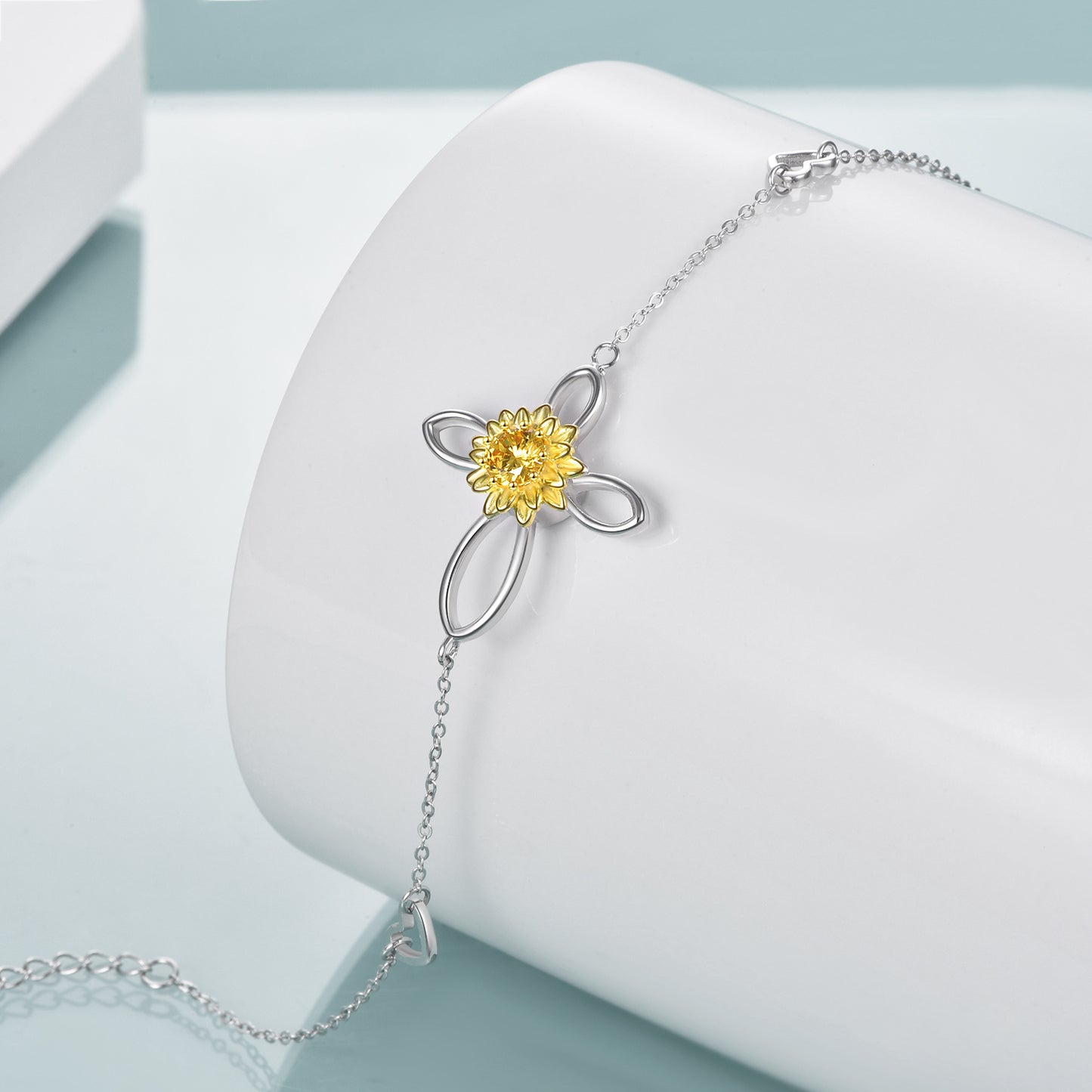 Urnenarmband aus 925er Sterlingsilber mit Sonnenblume als Ascheschmuck