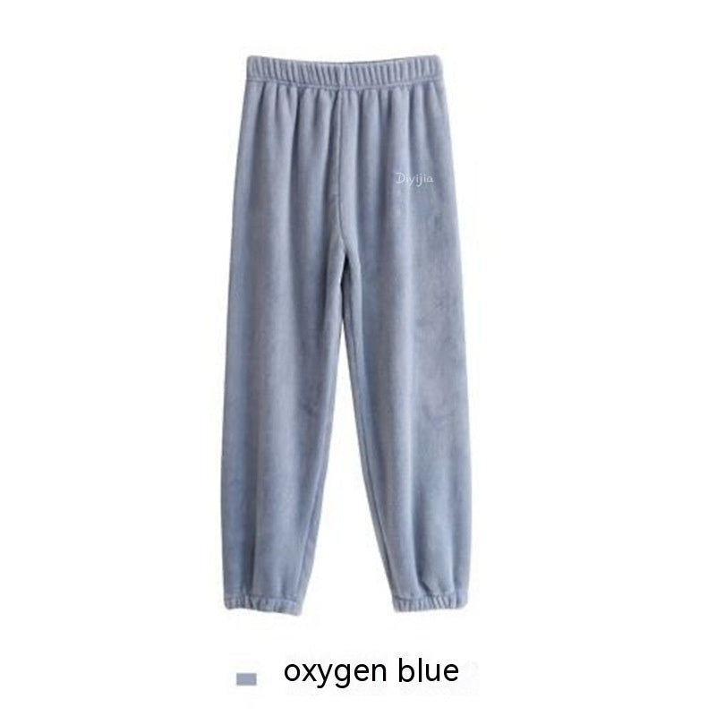 WarmLounge: Thermal coral fleece baggy pajama pants for cozy leisure.