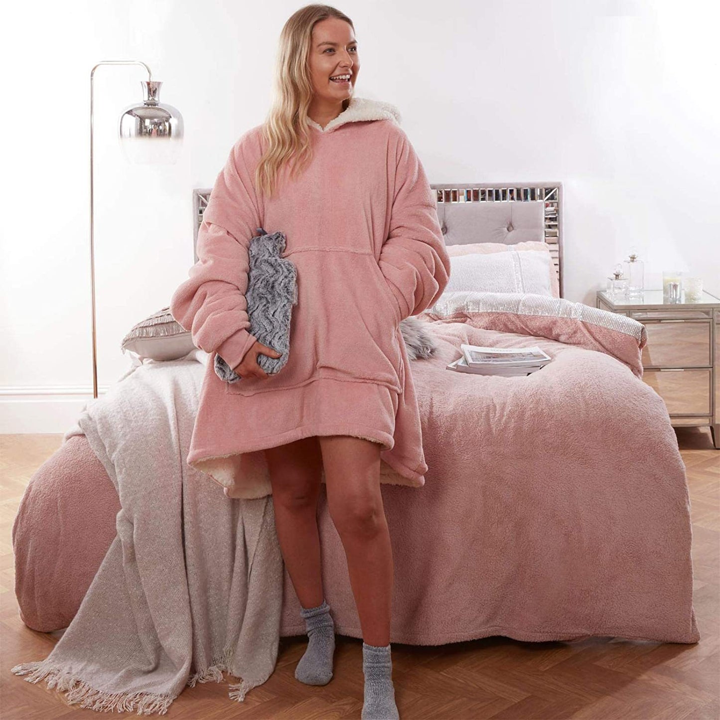 CozyCheer: Hooded Christmas pajamas set for women's festive nightwear.