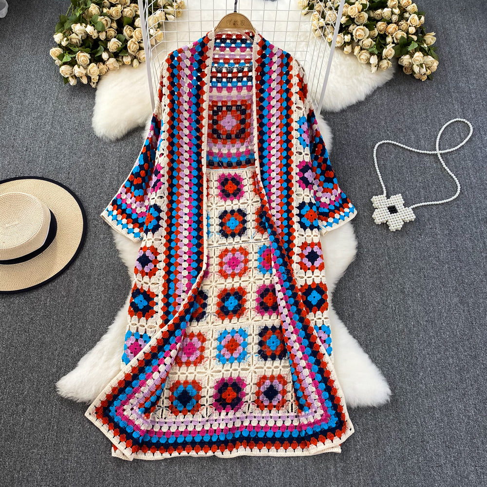 Embroidered Medium Length Loose Shawl