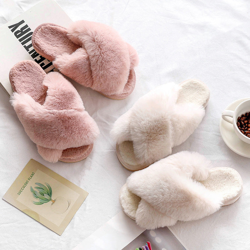 FashionHeat: Stylish women's winter platform thermal cotton slippers for indoor warmth.