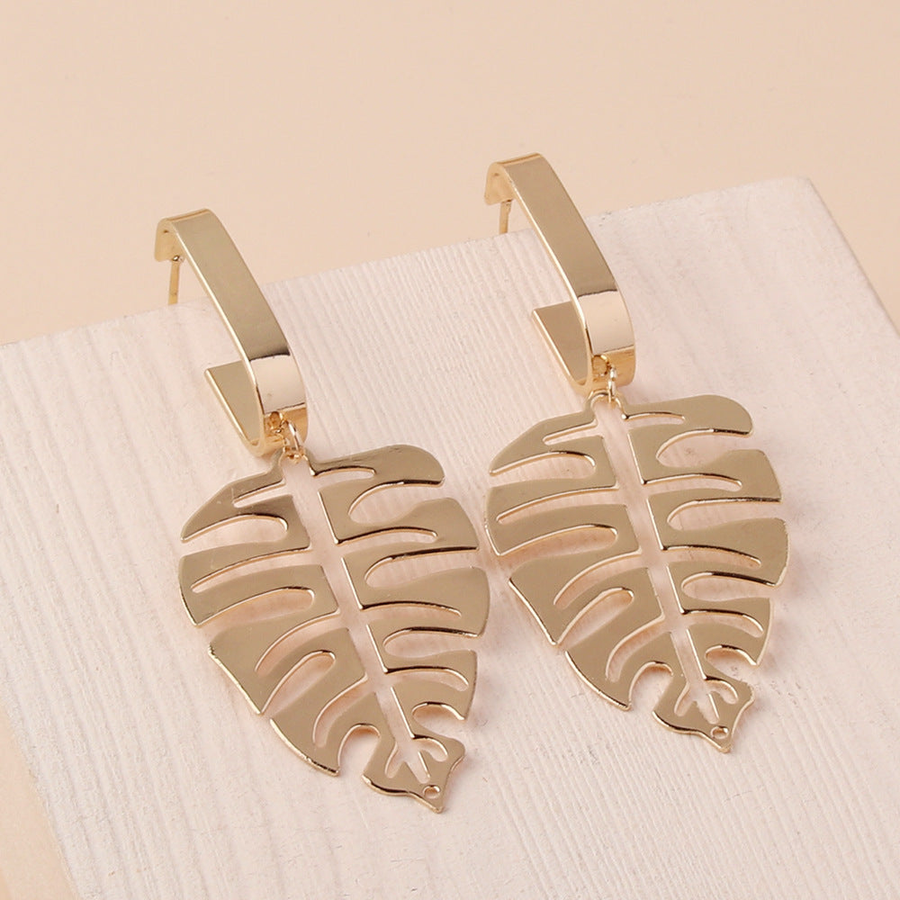 Women's Fashion, Personalized And Exaggerated Hollow Leaves Earrings