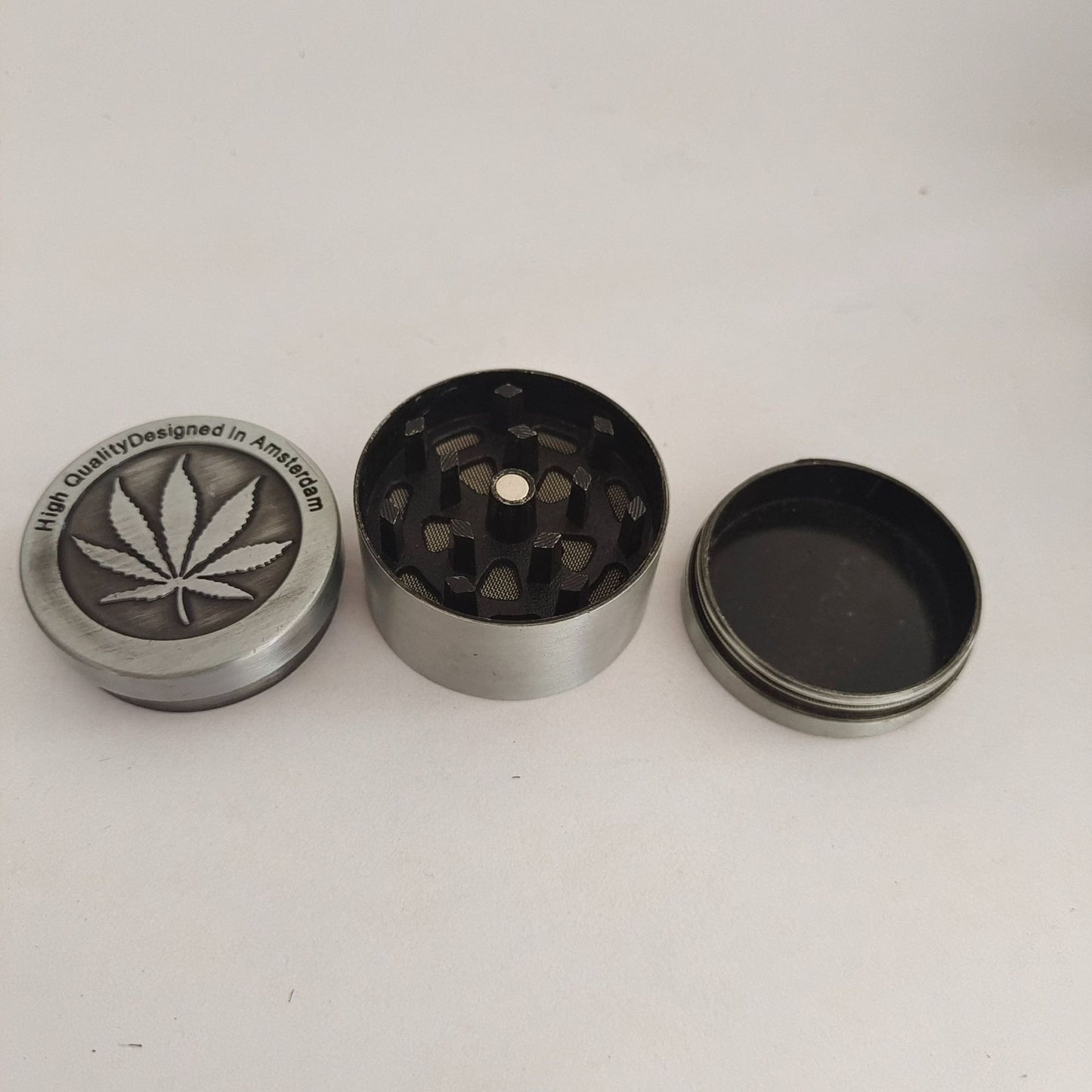 Zinc Alloy Maple Leaf 40mm Smoke Grinder