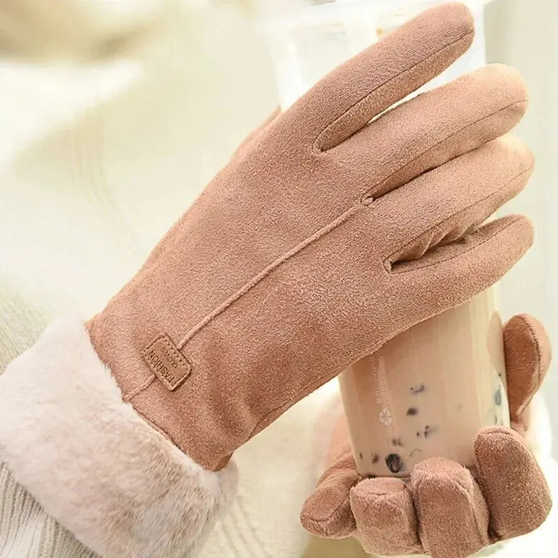 Modische Handschuhe für den Winter